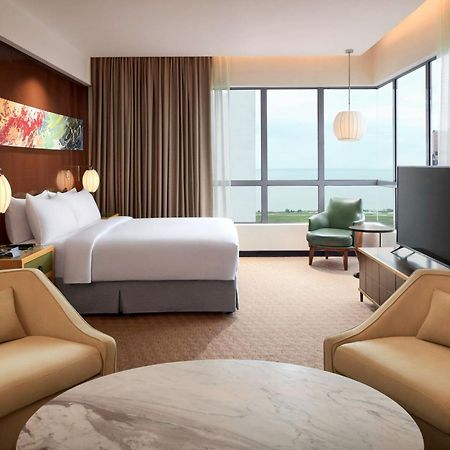 Hotel Doubletree By Hilton Melaka Exterior foto A guest room at the hotel