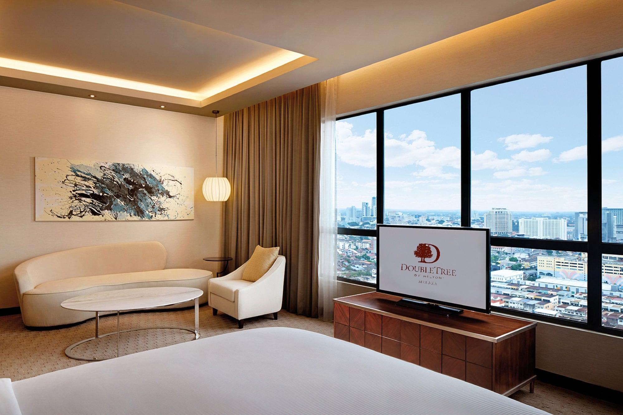 Hotel Doubletree By Hilton Melaka Exterior foto Deluxe Suite